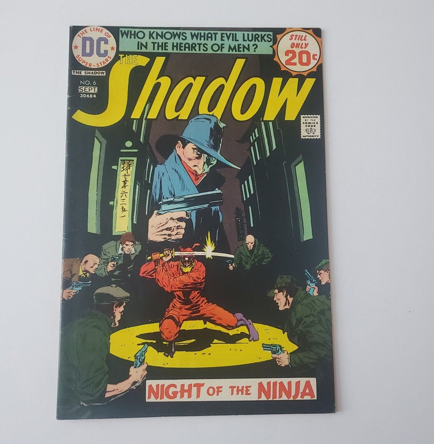 THE SHADOW # 6 MIKE KALUTA cover & interior art