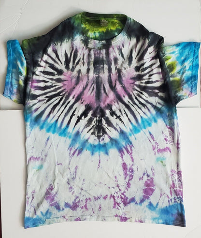 Handmade In UK Tie Dye T-Shirt. Winged Hearts Opening Skies. Men's Extra Large.