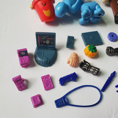 1980s Marvel Toy Biz Accessory Lot Of 40 Pieces Playmates Street Fighter 4custom