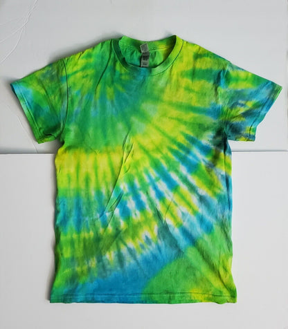 Handmade In UK Tie Dye T-Shirt. Unisex Small. Lemon Lime Ryme.