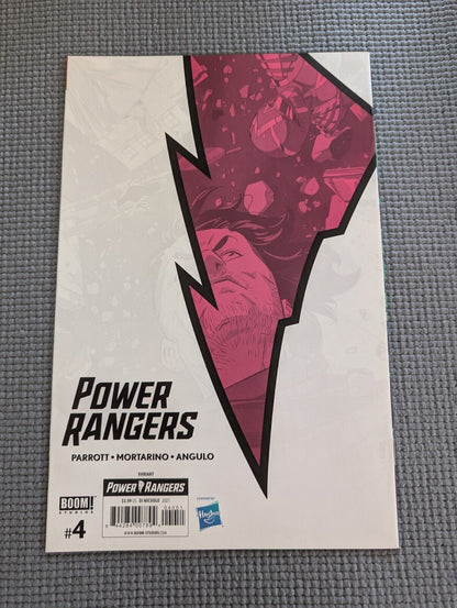 MIGHTY MORPHIN POWER RANGERS # 4 LEGACY VARIANT Comic Book Hasbro Brand New