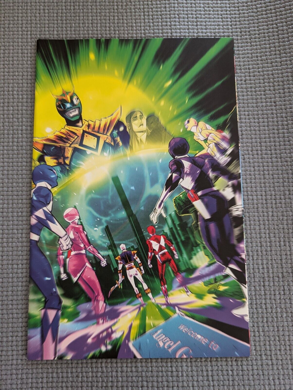 MIGHTY MORPHIN POWER RANGERS # 6 VARIANT Comic Book Hasbro Brand New