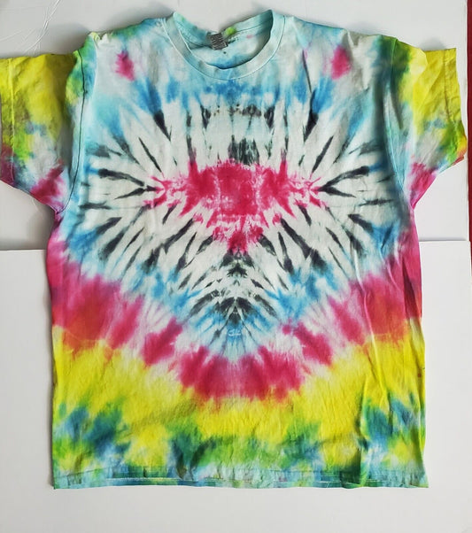 Handmade In UK Tie Dye T-Shirt. Heart Of Africa Men's Extra Large.