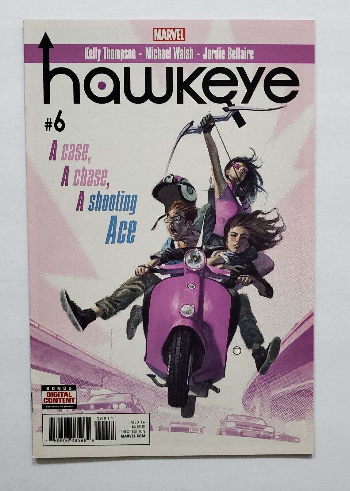 Hawkeye # 6 Marvel Comics A Case A Chase And A Shooting Ace.